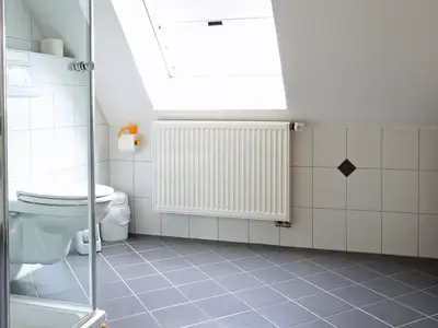 Ferienwohnung 2 Riesling Badezimmer