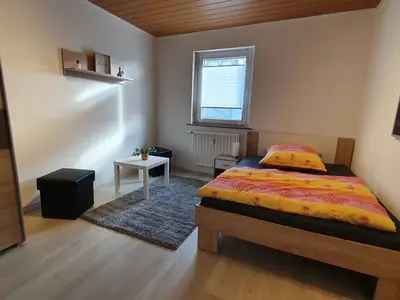 Schlafzimmer 2