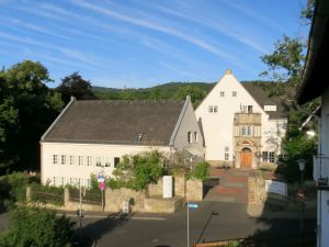 19111406-Ferienwohnung-4-Kassel-300x225-1