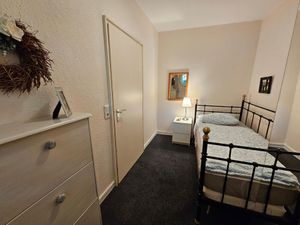 24051871-Ferienwohnung-3-Kassel-300x225-5