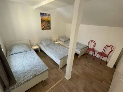Ferienwohnung für 12 Personen in Cassel 2/8