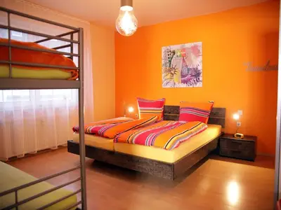Ferienwohnung für 2 Personen (75 m²) in Cassel 10/10