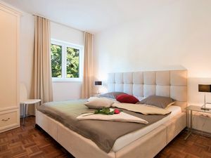 22315223-Ferienwohnung-6-Kastav-300x225-5