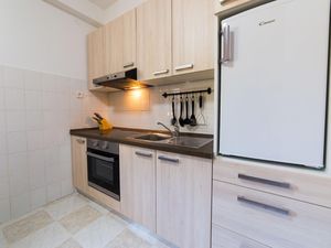 22448485-Ferienwohnung-2-Kastav-300x225-4