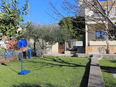 Ferienwohnung für 2 Personen in Kaštel Gomilica 9/10