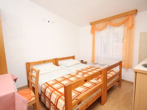 Ferienwohnung für 2 Personen (15 m²) in Kaštel Kambelovac