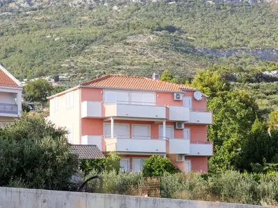 Ferienwohnung für 4 Personen in Kaštel Kambelovac 2/10