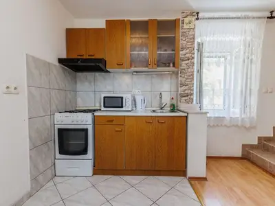 Ferienwohnung für 2 Personen in Kastel Luksic 9/10