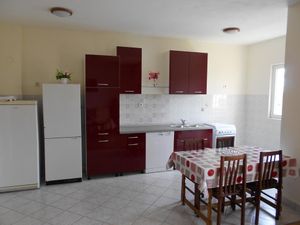 21948951-Ferienwohnung-8-Kastel Stafilic-300x225-2