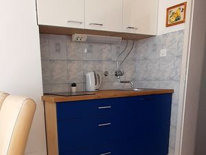 23051065-Ferienwohnung-4-Kastel Stafilic-300x225-5