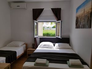 Ferienwohnung für 3 Personen (29 m²) in Kastel Stafilic