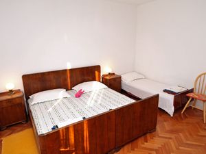 23928944-Ferienwohnung-9-Kastel Stari-300x225-4