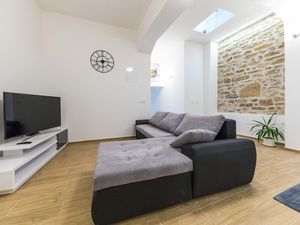 Ferienwohnung für 6 Personen (85 m²) in Kaštel Sućurac