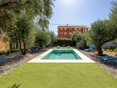pool