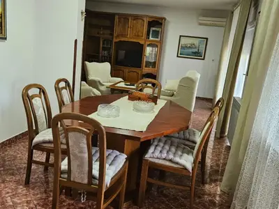 DiningRoom