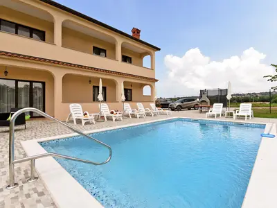 Ferienwohnung für 6 Personen (139 m²) in Kaštelir 1/10