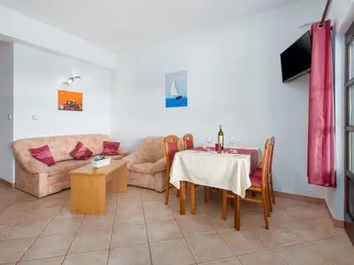 Ferienwohnung für 3 Personen (45 m²) in Kaštelir 7/10