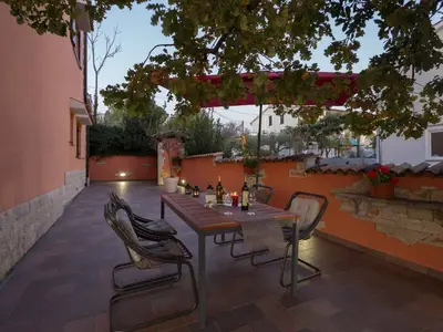 Ferienwohnung für 3 Personen (45 m²) in Kaštelir 1/10