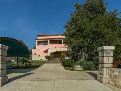 Ferienwohnung für 3 Personen (45 m²) in Kaštelir 9/10