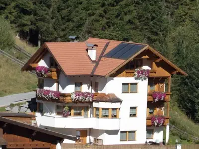 Ferienwohnung für 4 Personen (58 m²) in Kaunertal 1/10