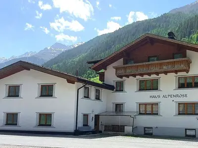 Ferienwohnung für 6 Personen (85 m²) in Kaunertal 1/10