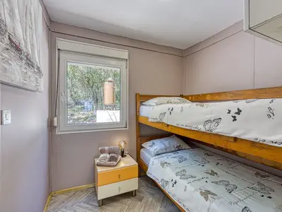 Ferienwohnung für 4 Personen (30 m²) in Kavran 9/10