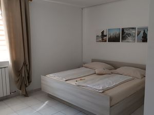 23671674-Ferienwohnung-4-Kaštel-300x225-5