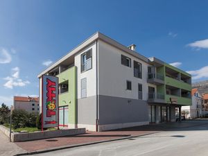 Ferienwohnung für 6 Personen (69 m&sup2;) in Kaštel Gomilica