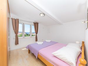 23725657-Ferienwohnung-4-Kaštel Gomilica-300x225-3