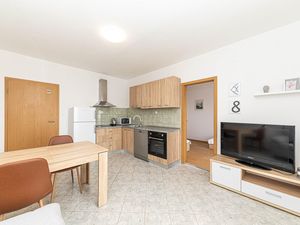 23752197-Ferienwohnung-4-Kaštel Gomilica-300x225-2