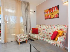 23934102-Ferienwohnung-2-Kaštel Gomilica-300x225-1