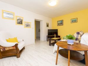 23946338-Ferienwohnung-6-Kaštel Kambelovac-300x225-1