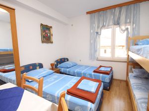 Ferienwohnung für 3 Personen (21 m²) in Kaštel Kambelovac