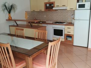 23916894-Ferienwohnung-8-Kaštel Kambelovac-300x225-3