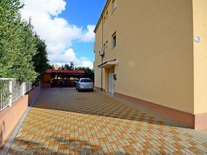 22451735-Ferienwohnung-4-Kaštel Sućurac-300x225-5