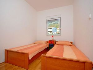 Ferienwohnung mit Schlafzimmer (150 m&sup2;) in Kaštel Sućurac