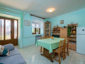 23950880-Ferienwohnung-5-Kaštelir-Labinci-300x225-4