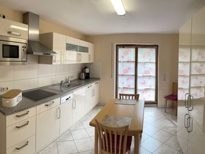 18594838-Ferienwohnung-2-Kelheim-300x225-5