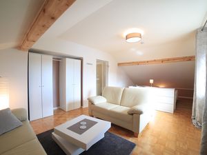 23646197-Ferienwohnung-3-Kelheim-300x225-0