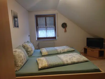 1. Schlafzimmer 2