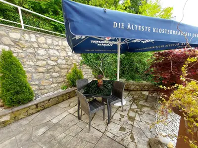 Ferienwohnung und Zimmer zum Donaublick