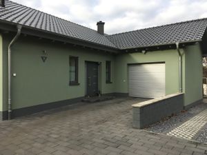 19106581-Ferienwohnung-3-Kell Am See-300x225-0