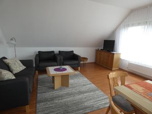 18049389-Ferienwohnung-5-Kellenhusen-300x225-1