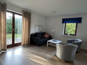 23893466-Ferienwohnung-4-Kellenhusen-300x225-1