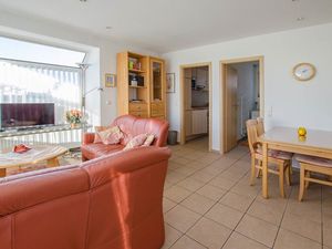 23475382-Ferienwohnung-4-Kellenhusen-300x225-2