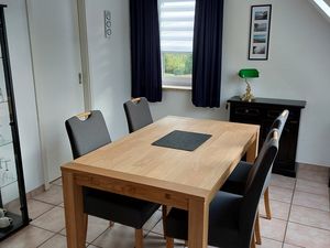 23144017-Ferienwohnung-4-Kellenhusen-300x225-4