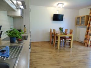 23202701-Ferienwohnung-5-Kellenhusen-300x225-3