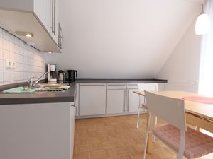 23677955-Ferienwohnung-4-Kellenhusen-300x225-3