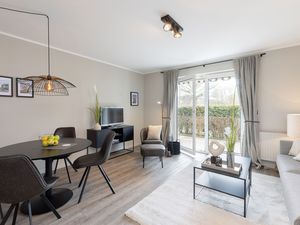 23677976-Ferienwohnung-4-Kellenhusen-300x225-1