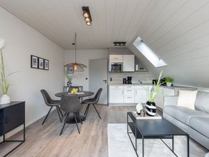 23677962-Ferienwohnung-4-Kellenhusen-300x225-5